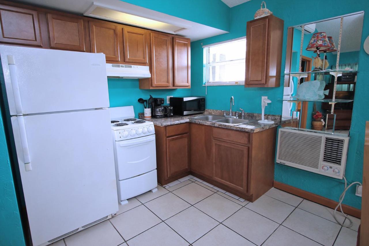 Affordable Beach Condos - One Bedroom Dlx Condos St. Pete Beach Eksteriør bilde
